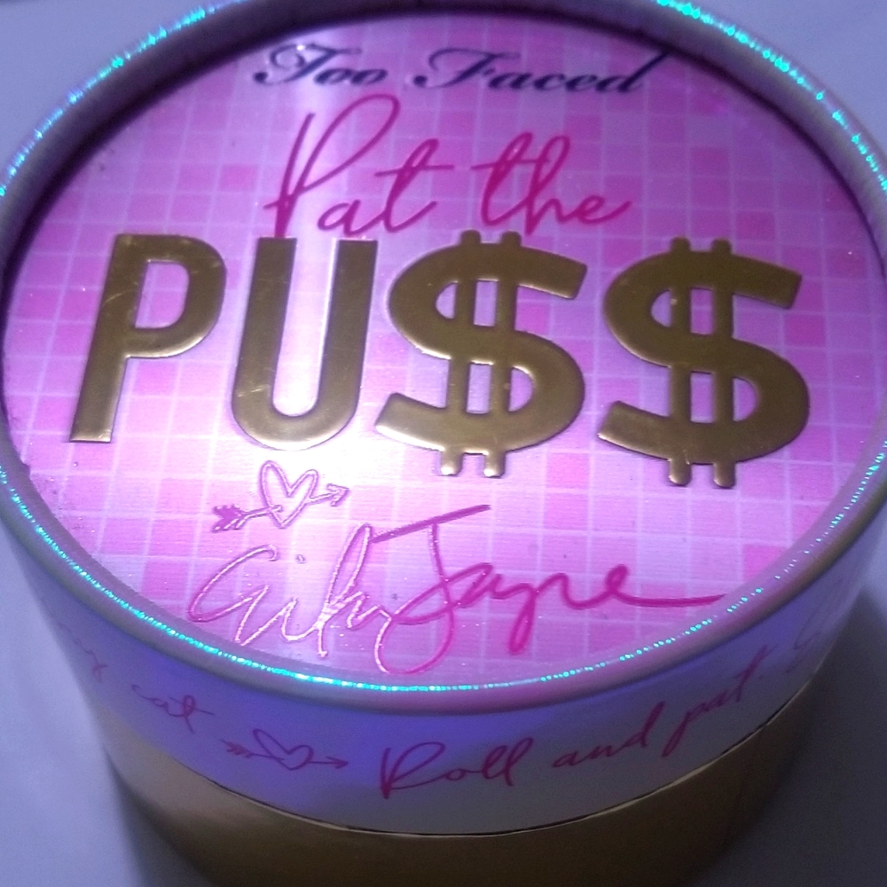 Too Faced Erika Jayne "pat the puss" flavored body shimmer powder RARE